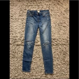 Blue Asphalt Knee Ripped Demin Jeans Size 27